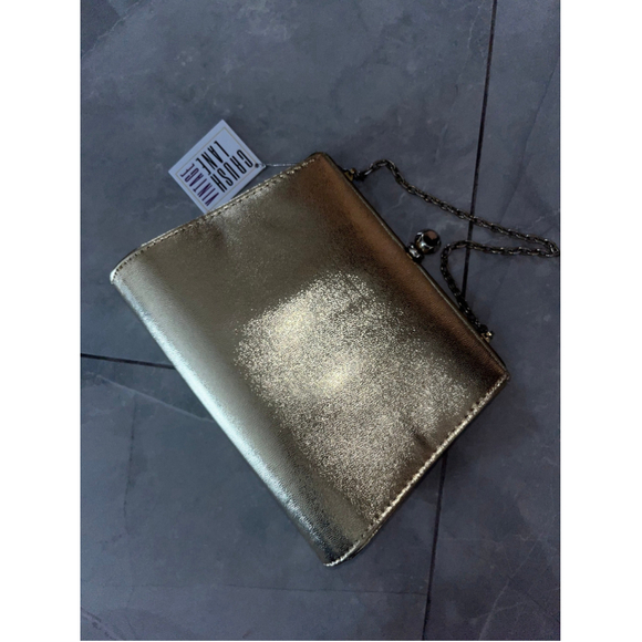 Vintage Gold Metallic Clutch with Chain - Picture 3 of 9